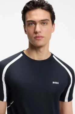 Active Slim-Fit T-Shirt aus Stretch-Gewebe mit kontrastfarbenen Akzenten
