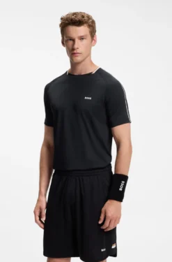 Active Slim-Fit T-Shirt mit Signature-Streifen am Kragen