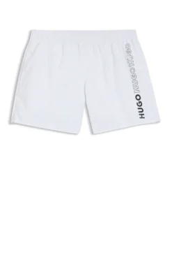 Badeshorts mit mehreren Logos