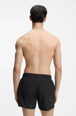 Badeshorts mit mehreren Logos