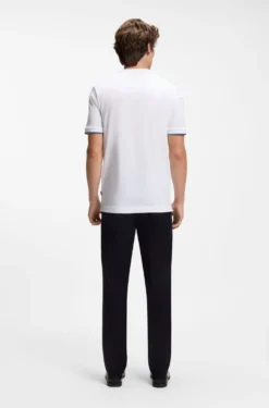 Baumwoll-T-Shirt mit Kontraststreifen an den Ärmelbündchen