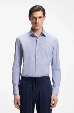 Bedrucktes Slim-Fit Hemd aus Performance-Stretch-Gewebe