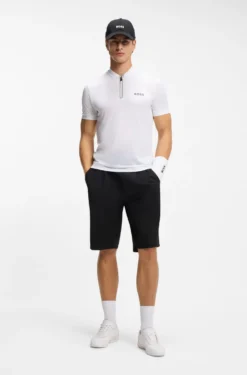 Bügelleichte Shorts mit Bundfalten vorn