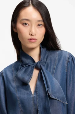 Bluse in Denim-Optik mit Schal-Detail