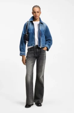 Bootcut-Jeans mit mittlerem Bund aus Baumwollmischung mit feinen Längsstreifen