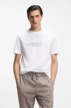 BOSS x ASTON MARTIN T-Shirt aus merzerisierter Baumwolle mit Auto-Artwork