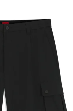 Cargo-Shorts aus Stretch-Baumwolle mit Bundfalten vorn