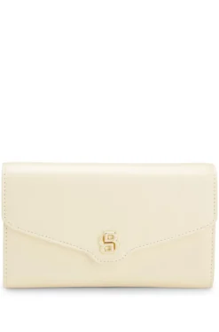 Clutch aus Leder mit Metall-Logo im Double-B-Monogramm