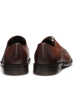 Derbys aus Leder mit Nahtdetails