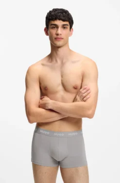 Dreierpack eng anliegende Boxershorts mit kurzem Bein und Jacquard-Logo am Bund
