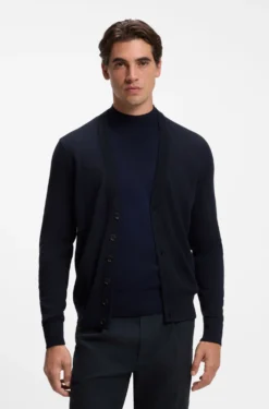Geknöpfter Cardigan aus extrafeiner Merinowolle