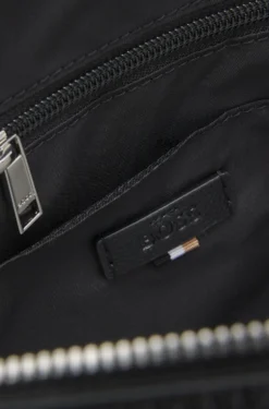 Genarbte Aktentasche aus Kunstleder mit Signature-Streifen-Details