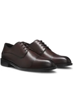 Leder-Derbys mit Zehenkappe