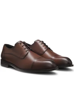Leder-Derbys mit Zehenkappe