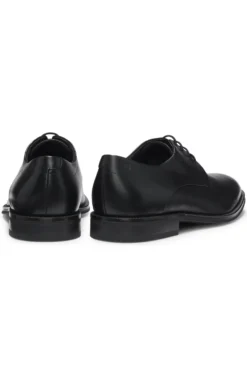 Leder-Derbys mit Zehenkappe