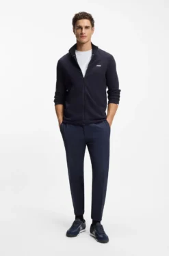 Lowtop Sneakers mit strukturierten Details