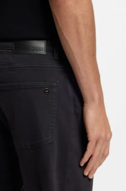 Maine Regular-Fit Jeans aus bequemem Stretch-Denim