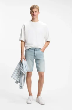 Maine Regular-Fit Shorts aus bequemem blauem Stretch-Denim