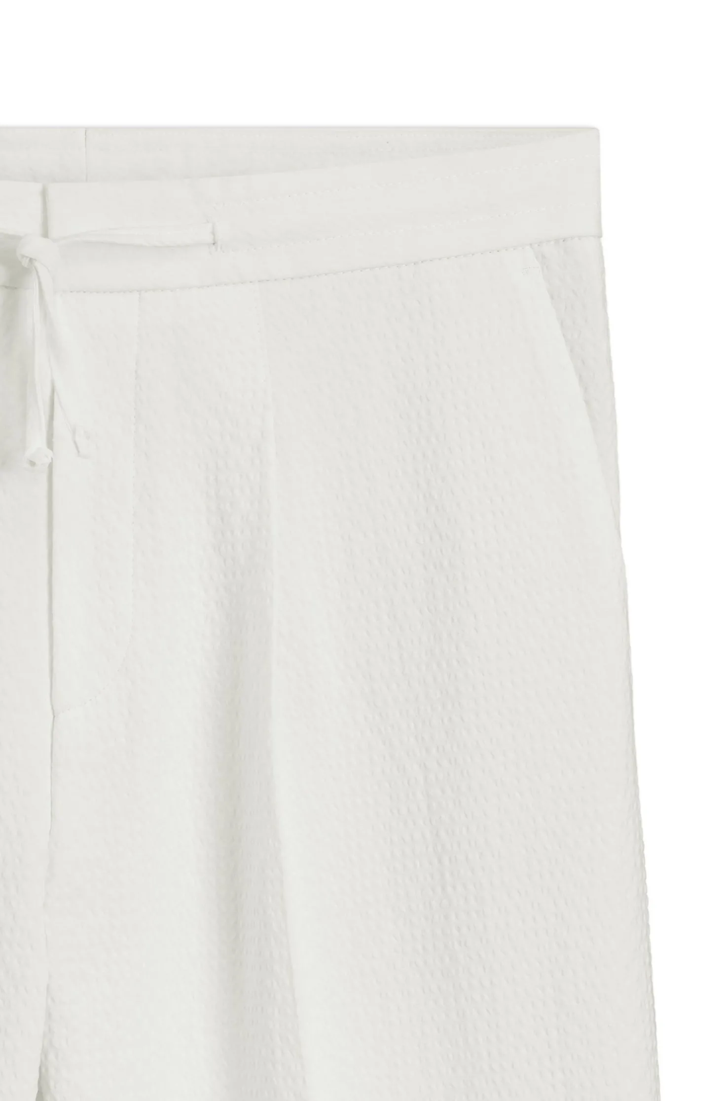 Modern-Fit Hose aus Stretch-Baumwolle mit Seersucker-Struktur