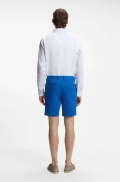 Modern-Fit Shorts aus überfärbtem elastischem Baumwoll-Twill