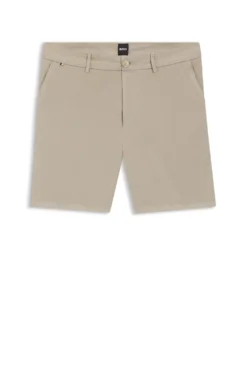 Modern-Fit Shorts aus Stretch-Baumwolle