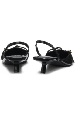 Mules mit offener Ferse aus Brush-Off-Leder