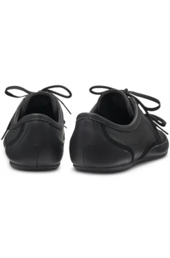 Nappaleder-Sneakers mit Veloursleder-Details