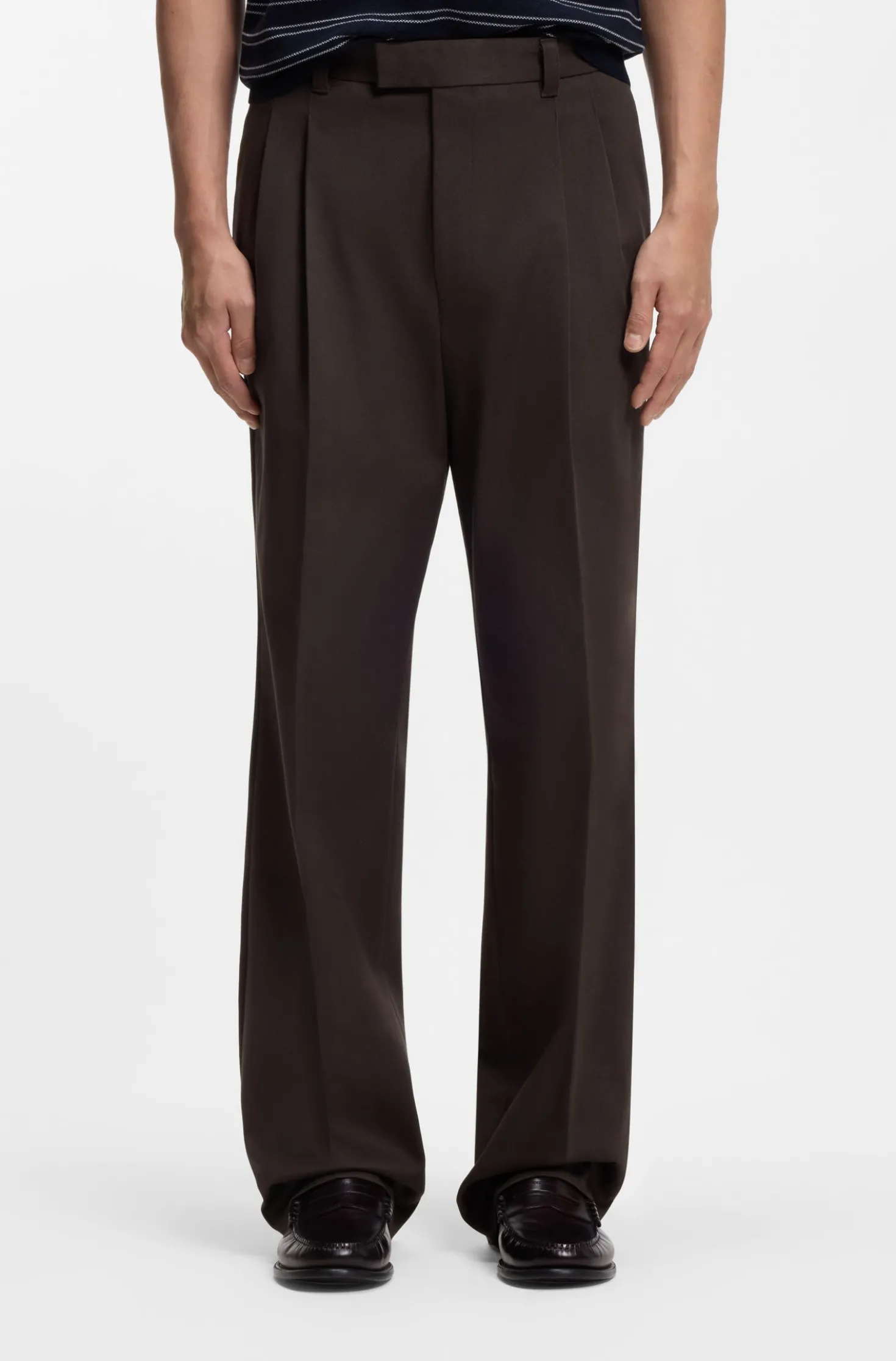 Oversized-Fit Hose aus Stretch-Baumwolle mit doppelten Falten