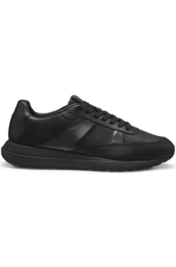 Porsche x BOSS Ledersneakers mit perforierten Details