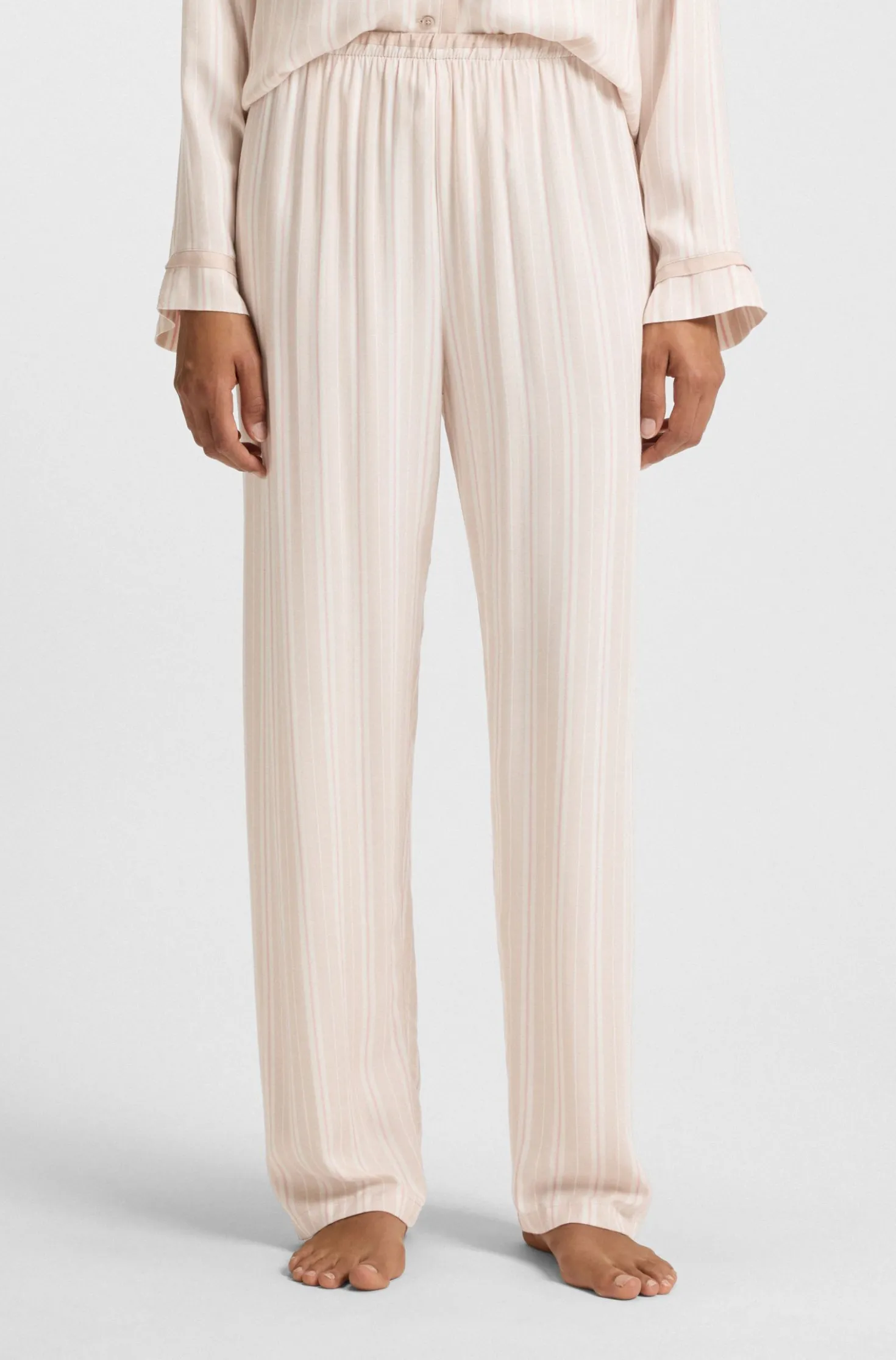 Pyjama-Hose mit Streifen-Dessin und Logo-Besatz