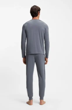 Pyjama-Set aus Baumwoll-Mix mit kontrastfarbenen Einsätzen
