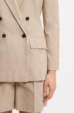 Regular-Fit Blazer aus Baumwoll-Mix mit Nadelstreifen
