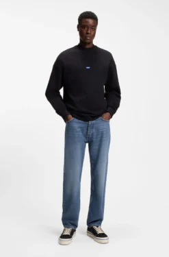 Regular-Fit Jeans aus mittelblauem Stone-washed Baumwoll-Denim