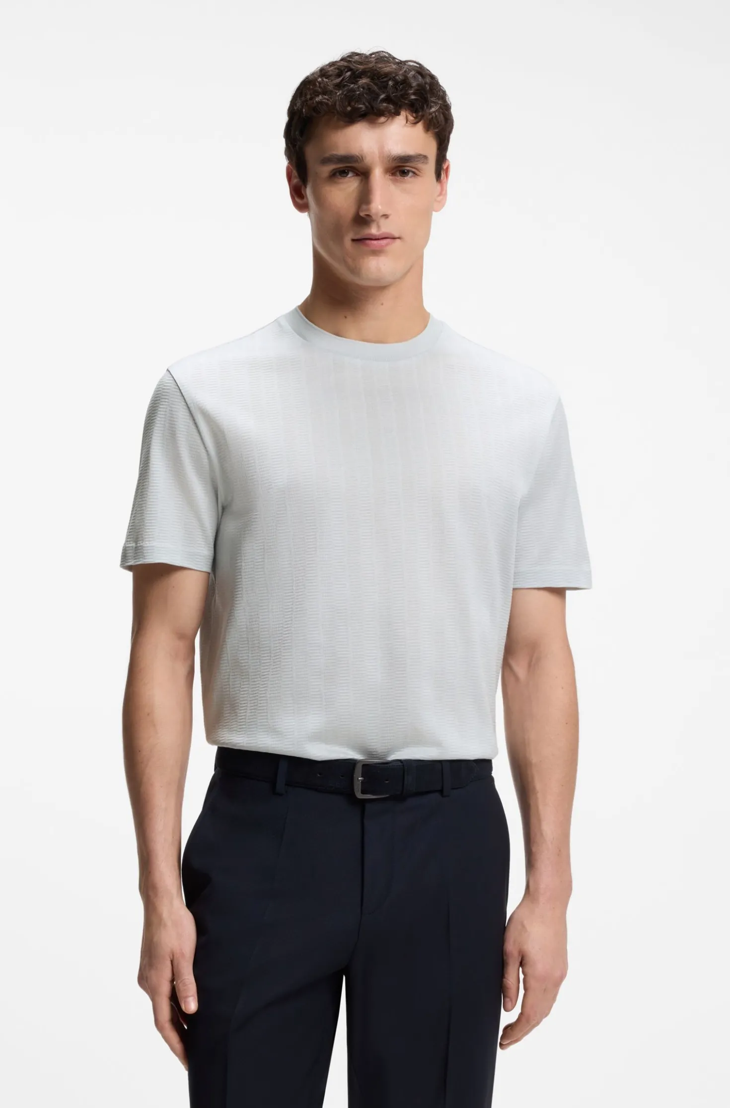 Regular-Fit T-Shirt aus Baumwolle mit erhabener Jacquard-Struktur