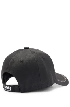 Reitsport-Cap mit fünf Bahnen und Logo-Details