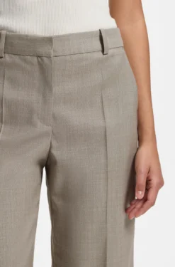 Relaxed-Fit Hose aus melierter Schurwolle mit Stretch-Anteil