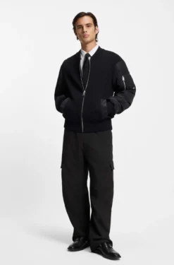 Relaxed-Fit Hose mit Cargo-Taschen