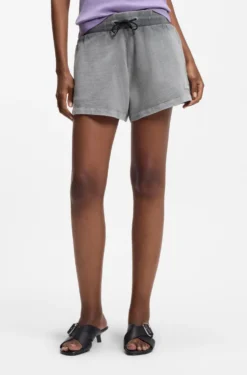 Relaxed-Fit Shorts aus Baumwoll-Terry mit geprägtem Logo