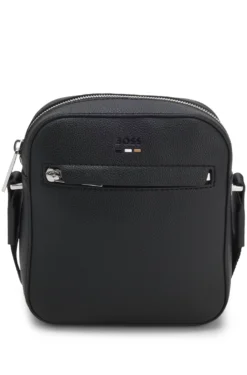 Reporter-Tasche aus genarbtem Kunstleder mit Signature-Stripe-Details