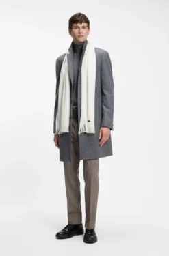 Rollkragenpullover aus extrafeiner Merinowolle