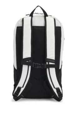 Rucksack aus Kunstleder mit reflektierenden Details