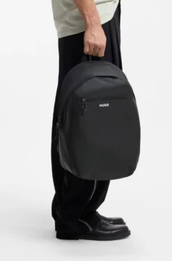 Rucksack mit Kontrast-Logo