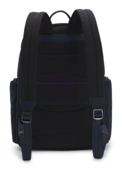 Rucksack mit mehreren Taschen