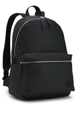 Rucksack mit Reißverschluss und Logo-Aufnäher aus Gummi