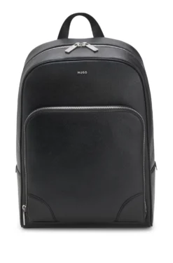 Rucksack mit silberfarbenen Details
