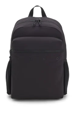 Rucksack mit weit gesetztem Logo-Detail