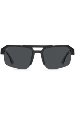 Schwarze Sonnenbrille mit Einsatz am Bügel und Logo