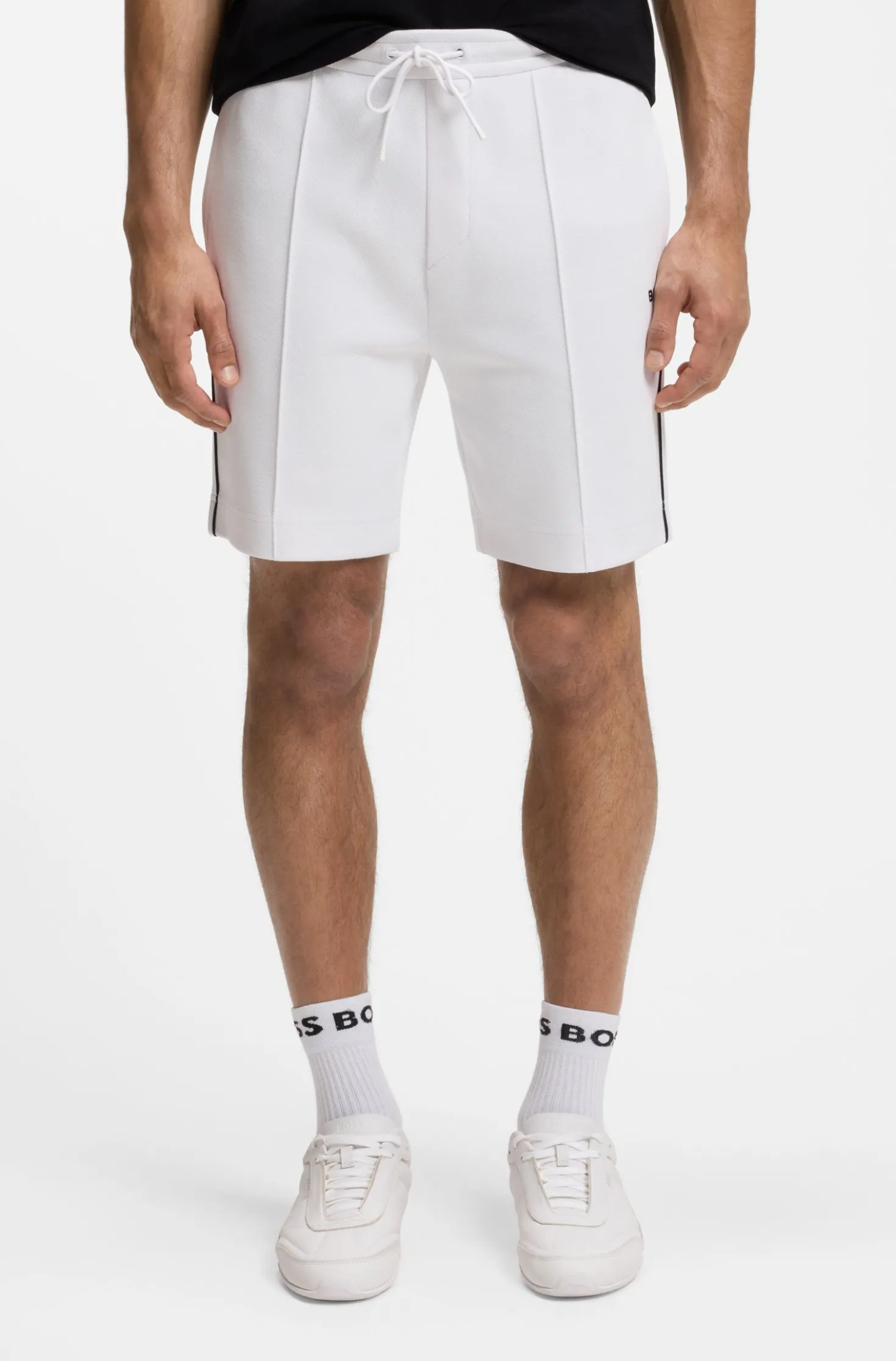 Shorts aus Baumwoll-Mix mit Paspeln