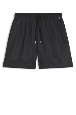 Shorts aus Ramie mit eingedrehter Kordel