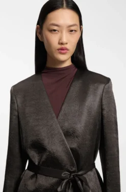 Slim-Fit Blazer aus schimmerndem Twill